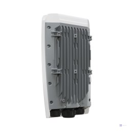 Switch MikroTik 1x RJ45 1000Mb/s, 4x SFP+, IP66