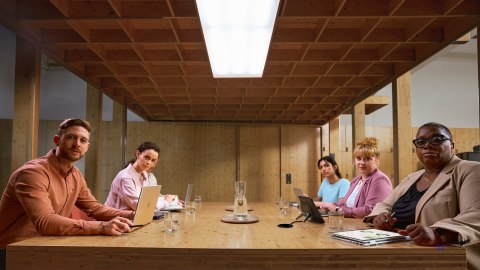 HP EliteBook 860 G11 Ultra 7 155U 16"WUXGA IPS AG 1000nits Sure View Refect 16GB DDR5 SSD512 Intel Arc Cam 5MPx 76Wh W11Pro 3Y O