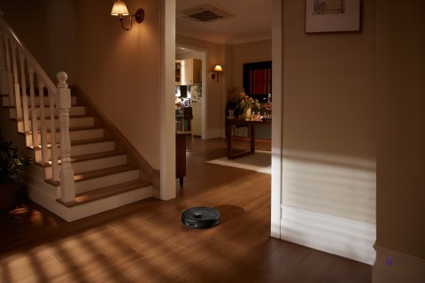 Robot sprzątający Roborock QR 798 (czarny)