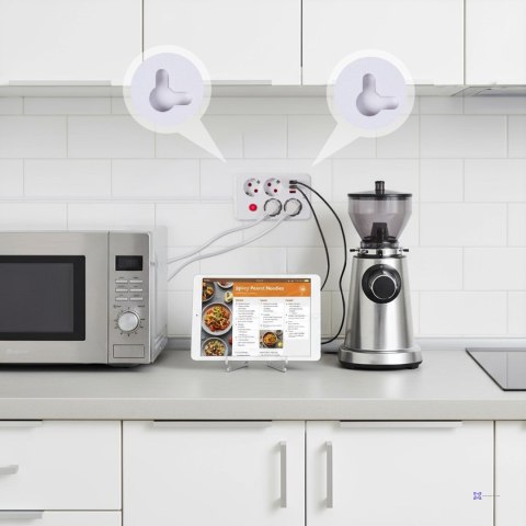 MACLEAN LISTWA ZASILAJĄCA, PRZEDŁUŻACZ 4 GNIAZDA + 3XUSB, 110-240V AC 50/60HZ, 2.1A MAX 2500W, 1,5M, BIAŁA MCE392 W