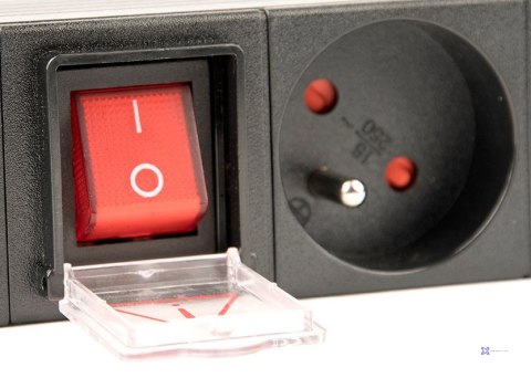 GEMBIRD LISTWA ZASILAJĄCA RACK 19" PDU EG-PDU-014-F 1U, 16A, 8X FRANCUSKIE GNIAZDO, WTYK SCHUKO, KABEL 3M