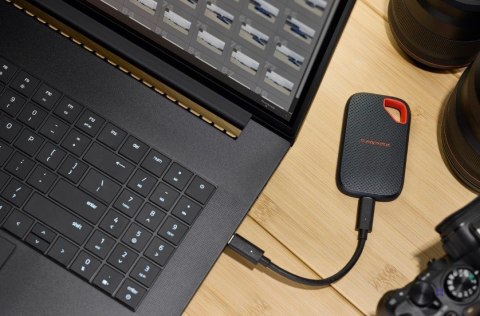 Sandisk Extreme Portable SSD "Tripel" USB 2TB External Drives 2000MB/s(R) / 1800MB/s(W)