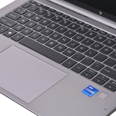 HP ZBook Firefly G10 i7-1355U 14"WUXGA Touch 32GB SSD1TB BT BLKB FPR Quadro RTX A500 4GB W11Pro Nouvelle Silver (REPACK) 2Y (OUT