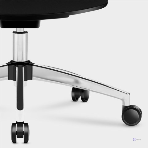 Fotel biurowy MA-Expert 4.9 Black